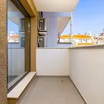 Two-bedroom With Free Private Parking And 6min To Center *