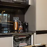 Apartament Two-bedroom With Free Private Parking And 6min To Center *