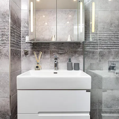 Apartament Designer 2br With Private Parking By Flat Manаger *