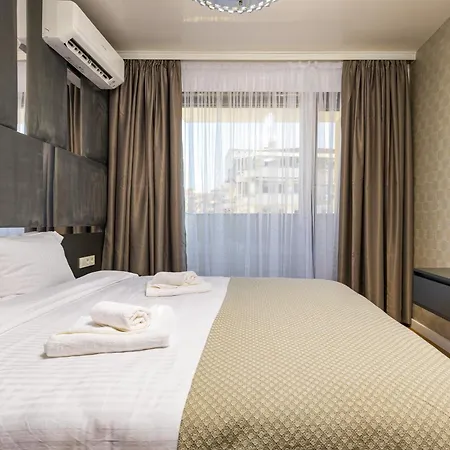 Two-bedroom With Free Private Parking And 6min To Center 普罗夫迪夫