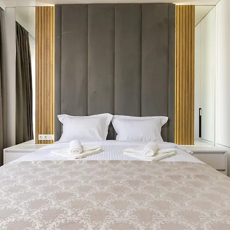 Two-bedroom With Free Parking And 6min To Center Apartment *